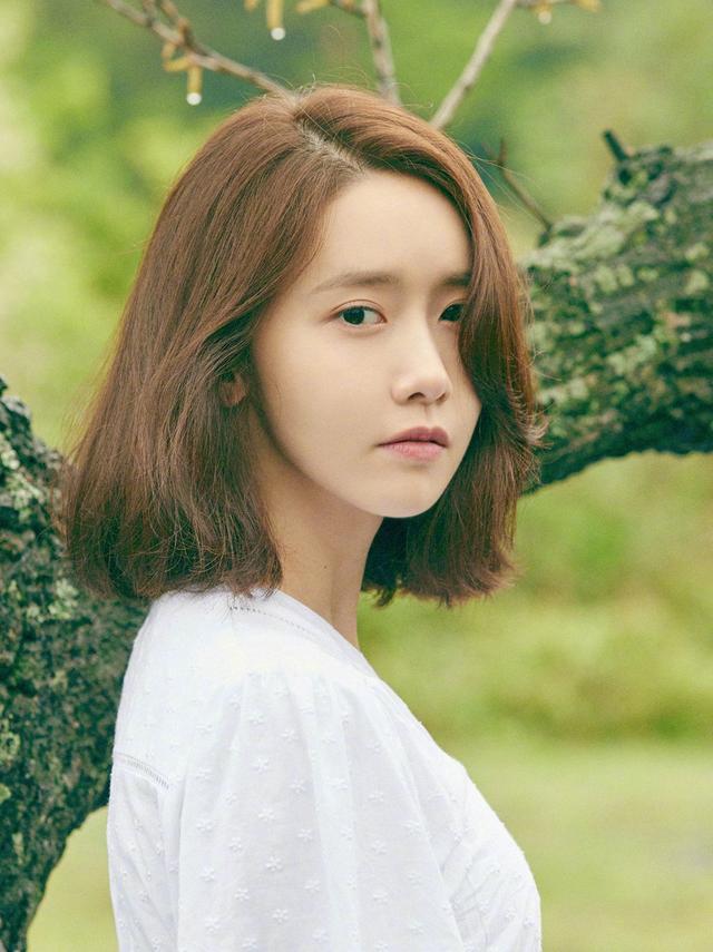 霓虹歌女